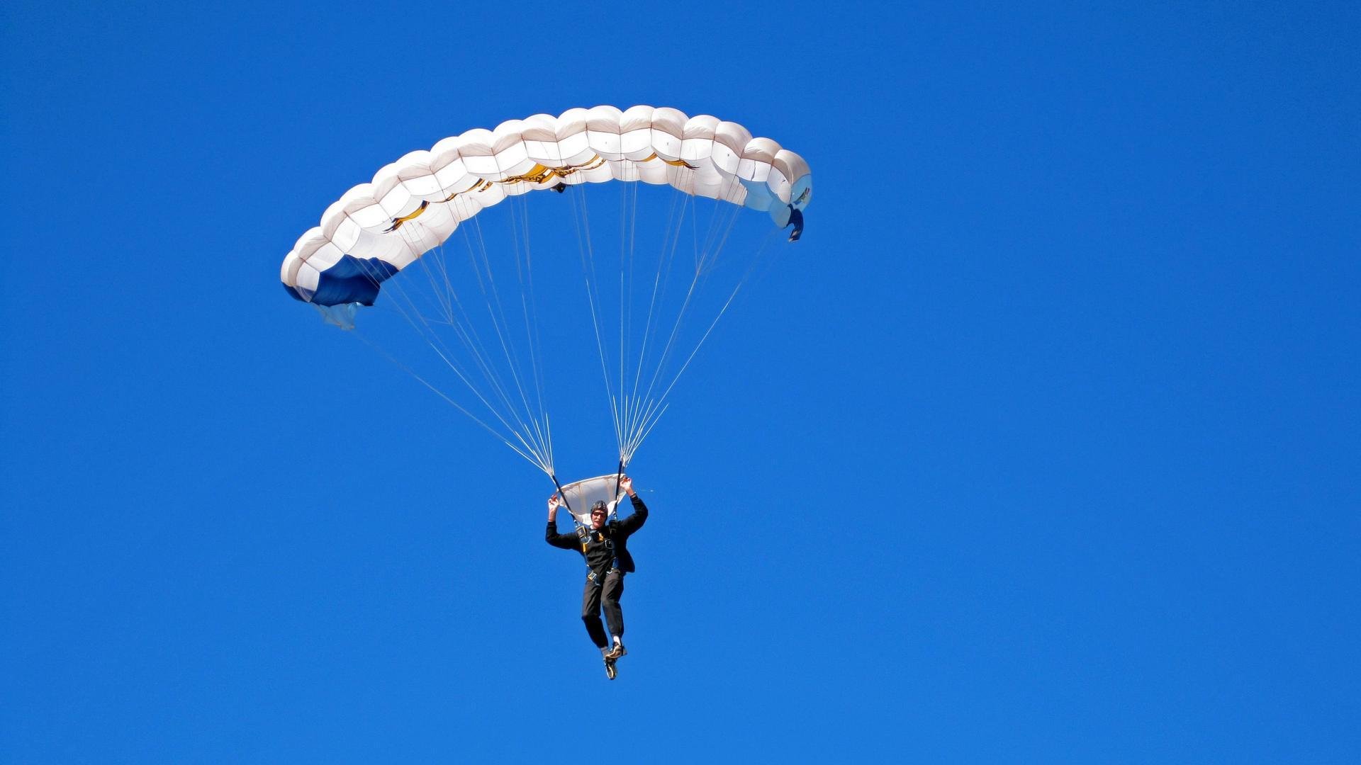北欧风暴席卷非洲雄狮，哈兰德关键先生本色，奥地利强势晋级塞内加尔