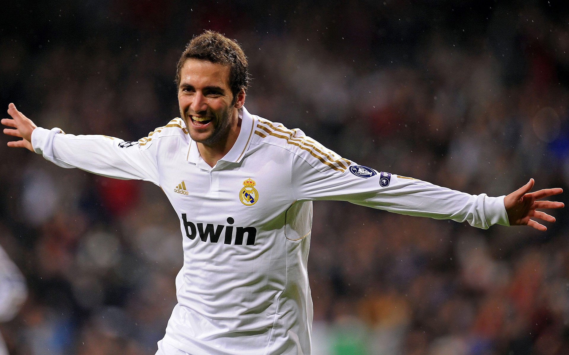 突尼斯风暴席卷佛罗伦萨,奥利维耶的绝杀如何改写欧战格局