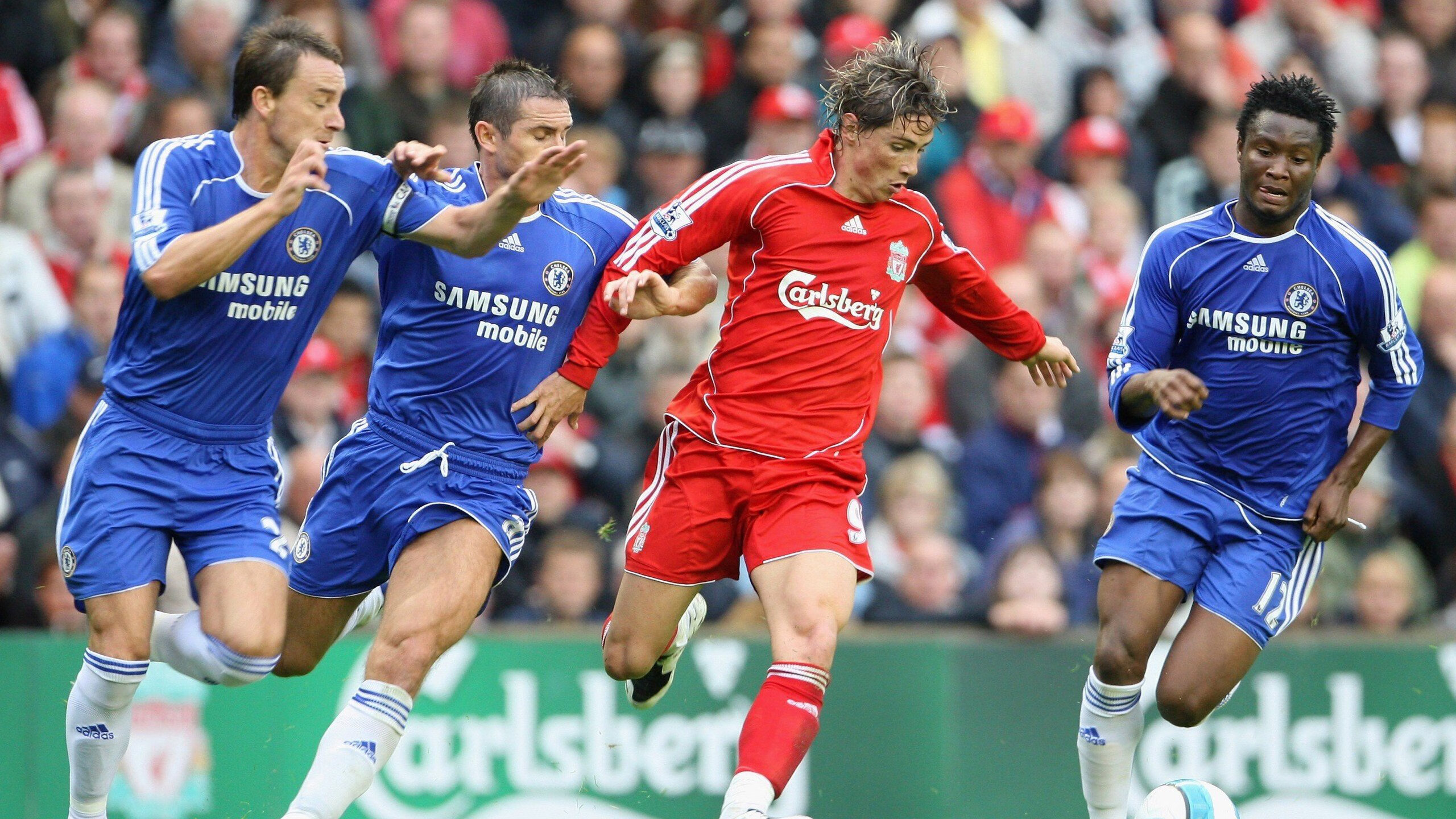 当瑞士铁壁遇上蓝黑军团,萨拉赫在欧冠焦点战中完成自我证明